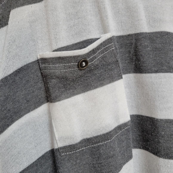 ✨️3 For $30✨️Soho Flowy Tank (M) - Picture 5 of 9